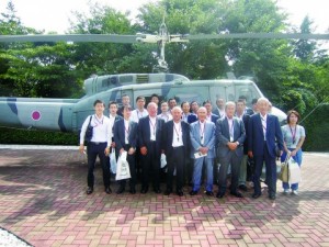 防衛省市ヶ谷台ツアー　京橋鉄友会、26人参加