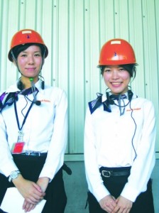 愛知製鋼・知多、魅せる工場へ　プラントアテンダント好評