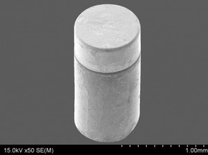 田中貴金属　スパークプラグ電極チップ、白金使用を半減