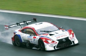 コベルコ建機、「ＳＵＰＥＲ　ＧＴ第１戦」にブース初出展