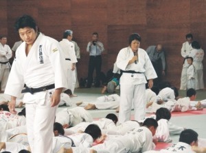 新日鉄住金グループ、少年柔道教室に特別後援　釜石で開催　140人参加