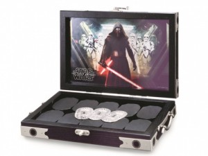 スター・ウォーズ／フォースの覚醒・純白金製小判50グラム千両箱セット　田中貴金属ジュエリー