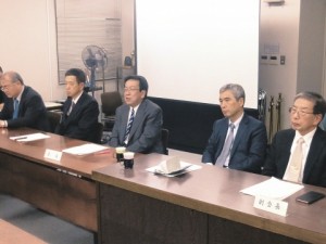 松下伸銅協会会長　16年需要回復に期待