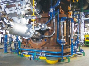 コース50、新日鉄住金君津内に試験高炉が完成　6月から本格実験