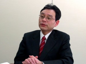 原油、夏場に高値５０ドル見通し　■ＪＯＧＭＥＣ　野神氏・関本氏に聞く