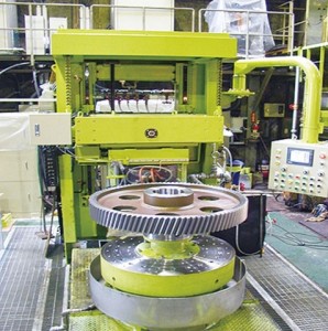 第一高周波工業、歯車用高周波焼入機　川崎で改良・自動化
