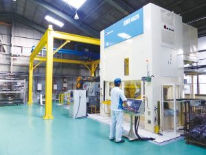 内田鍛工、大型サーボプレス機新設