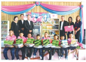 神鋼商事 タイで小学校に寄付