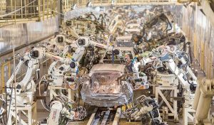 中国で日系車生産能力拡大へ　鋼材需要、増量規模は不透明