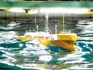 海技研、世界初の模型船試験技術確立　捩りに伴う影響把握へ