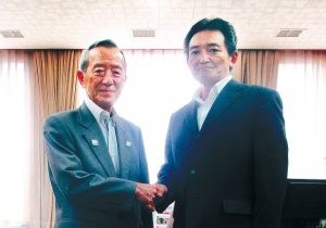 古賀オール・眞野選手　江東区長を表敬訪問