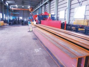 東群鋼材　玉村北工場　大型Ｈ形鋼の一次加工ライン完成