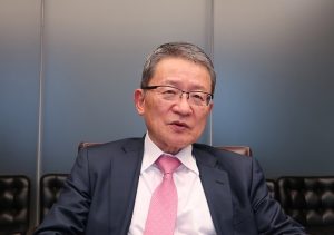 「財務・経営戦略を聞く」日本製鉄副社長　宮本勝弘氏　来期、連結Ｖ字回復目指す　次期中計　成長戦略、収益に結び付け