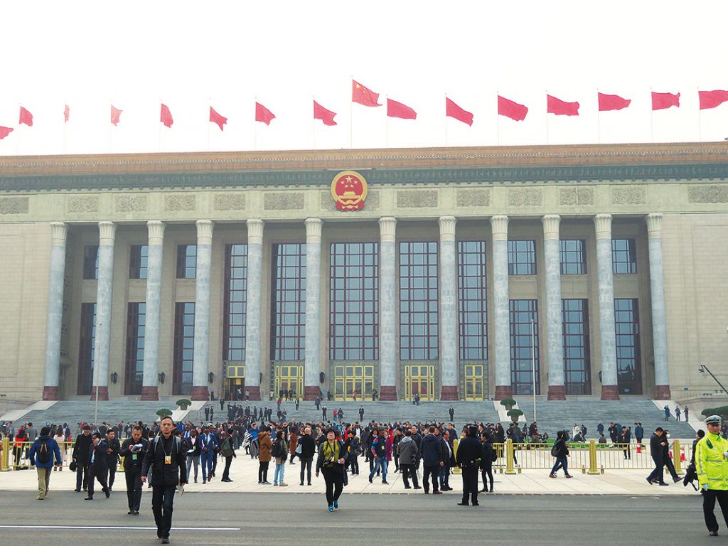 中国・全人代開幕　鉄鋼需要増も過剰供給懸念