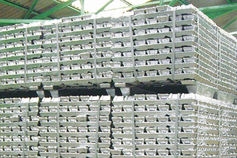 未来へ見出す活路 転換期迎えるアルミ二次合金 EV化、需要大幅減少へ 車体軽量化など開発推進