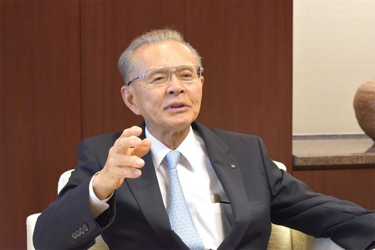 変革する建設市場　未来のあり姿を見据えて　日本建設業連合会・山内隆司会長　現場の生産性高め省人化　ＣＣＵＳと週休2日に注力