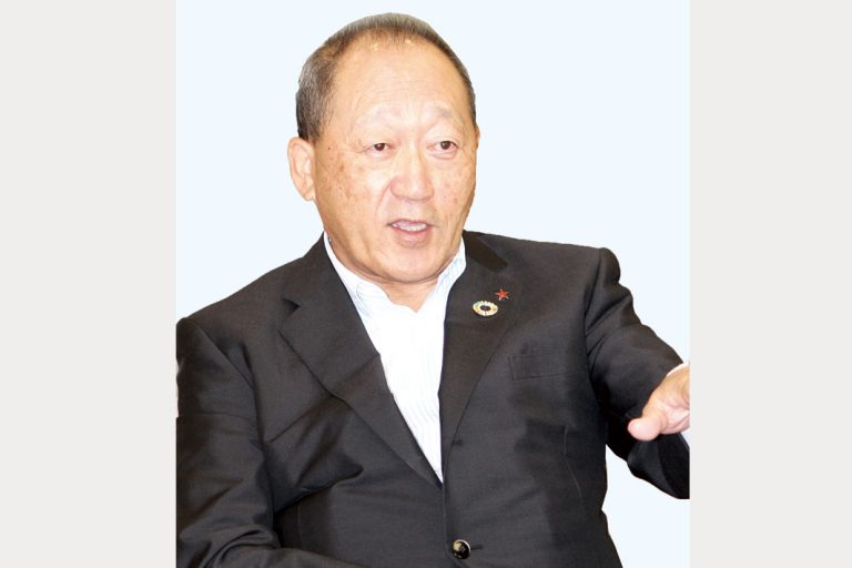 「道をゆく　わが歩みと未来への提言」　中部・特集　大同特殊鋼会長　嶋尾正氏　トラウマ越え海外展開