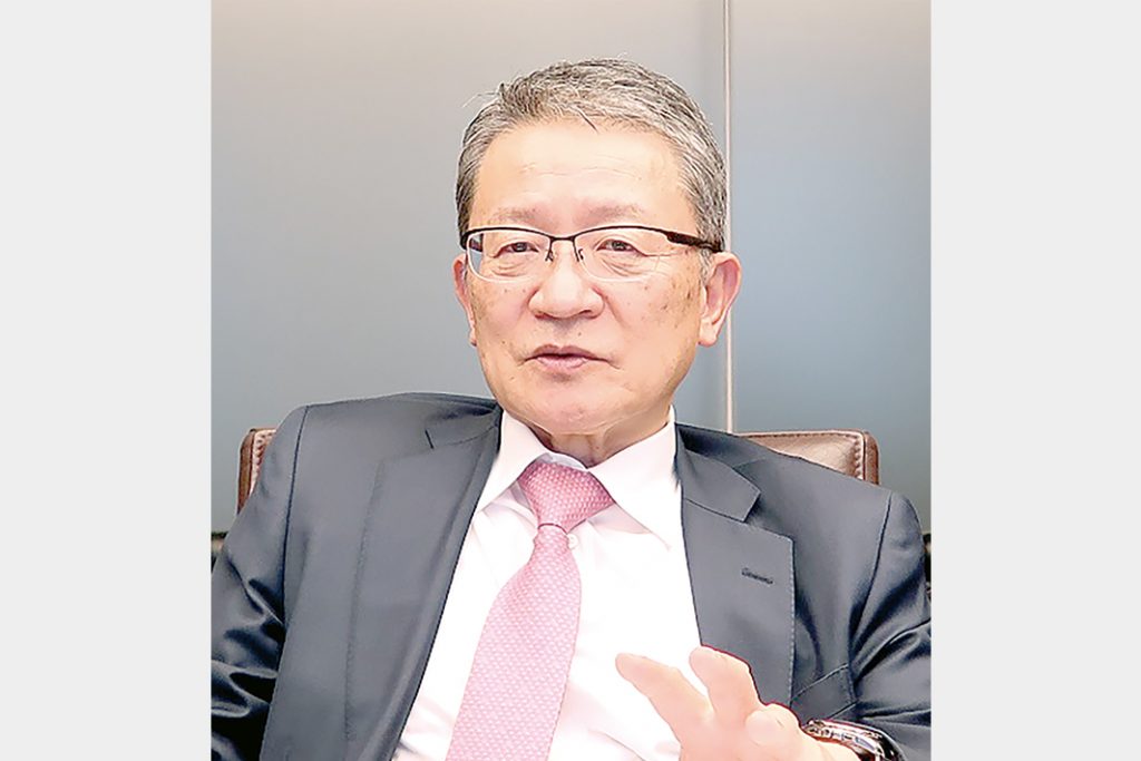 「財務・経営戦略を聞く　日本製鉄副社長　宮本勝弘氏」改革進め損益分岐点低下　原料価格上昇　影響は来年度に　粘り強く販価改善