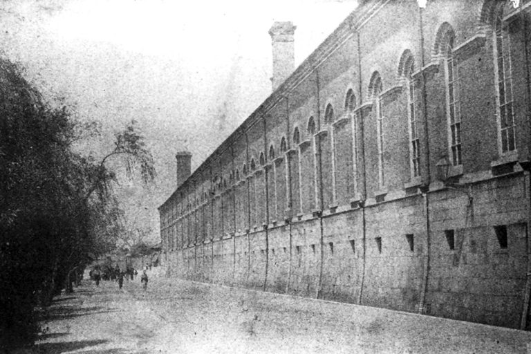 造幣局150年　近代銅産業の系譜（2）　銅貨幣鋳造場　銅精錬追究した英国人　登山家・考古学者の顔も