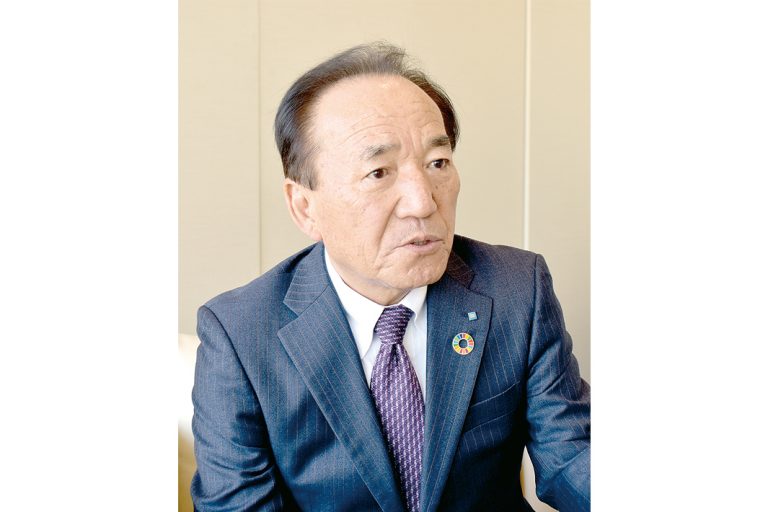 「新社長に聞く　文化シヤッター　小倉博之氏」「エコ＆防災」の商品開発