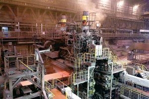 神戸製鋼　厚板仕上圧延機を更新　加古川