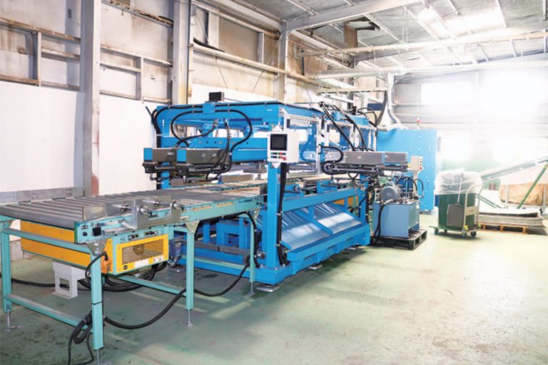 共栄九州　太陽光パネルリサイクル、大分で初展開　独自の処理装置　ガラスも可能に