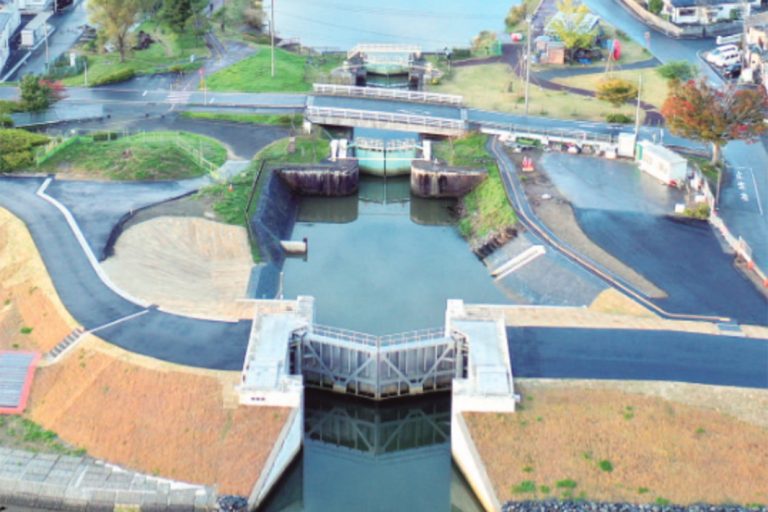 日鉄ステンレス　省合金二相鋼70トン使用の石井水門が全建賞受賞