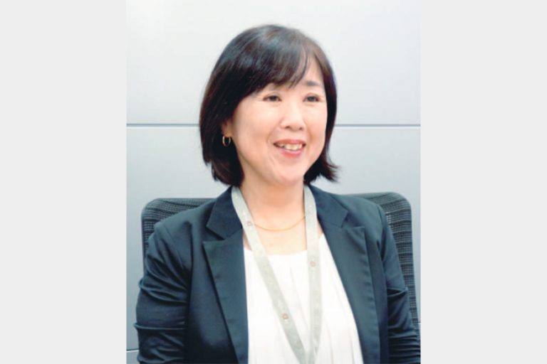 鉄鋼業界で働く／ベテラン女性営業職編　インタビュー（上）／社会とのつながりに魅力