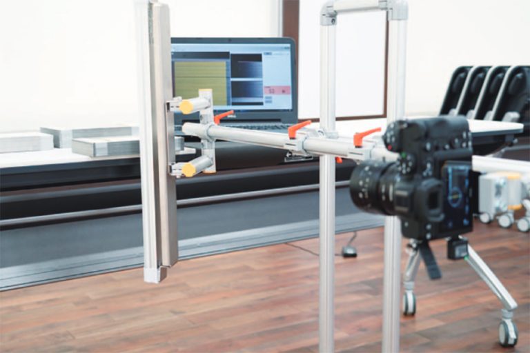 ヒューテック・オリジン、AI活用鋼板枚数計を開発