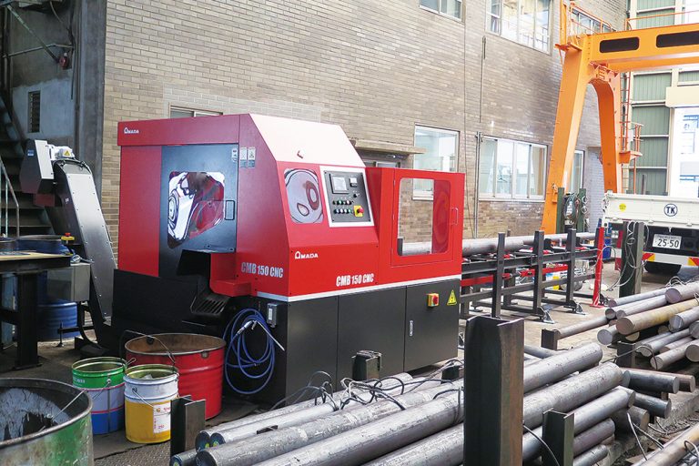 大宝鋼材　丸鋸切断機リプレース　加工精度向上、短納期を実現