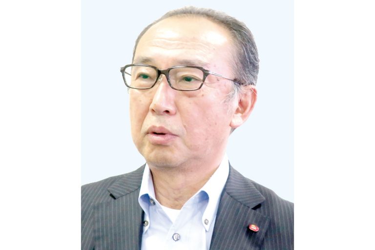 トップに聞く／大阪チタニウムテクノロジーズ／杉﨑康昭社長／下期中、操業率引き上げ／チタン鉱石は当面高止まり