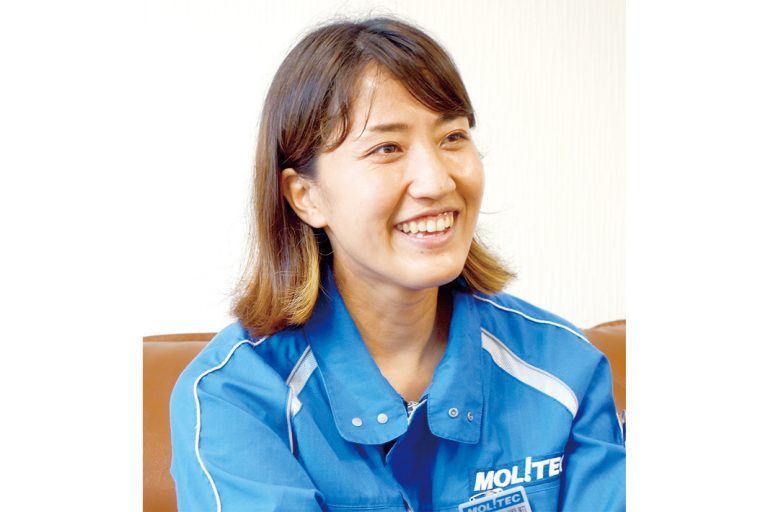 鉄鋼業界で働く／女性開発職編　インタビュー／日常生活に発想のヒント