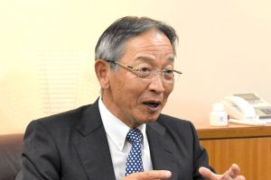 鉄鋼新経営　新たな成長に向けて／三菱製鋼社長／佐藤　基行氏／安定供給へ値上げ協議／インドネシア再建終え増強