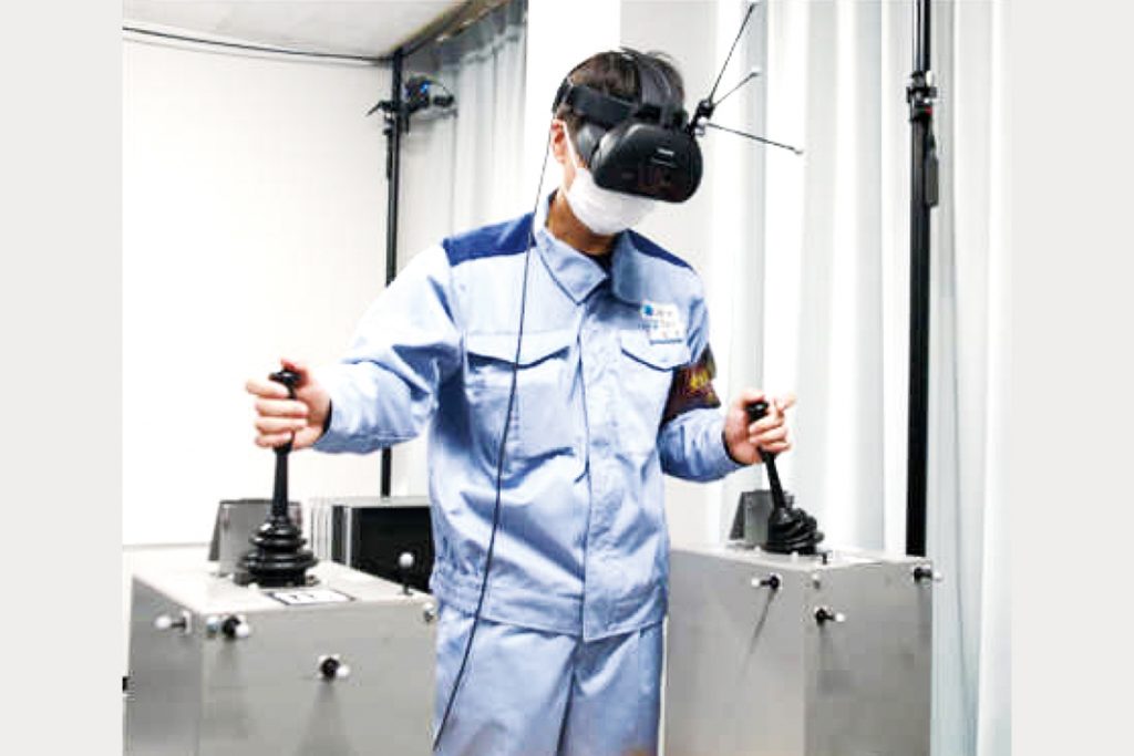 ＪＦＥ、転炉傾動でシミュレーター開発　ＭＲ使った訓練　福山で運用開始