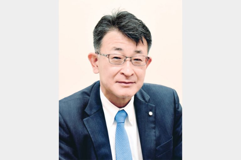 需給・市況を診る／■ステンレス鋼板■／日本金属　専務取締役　開発・営業本部長／山下　匡史氏／鉄源価格　連動　スライド制度着手へ