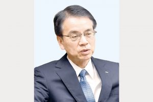 住友金属鉱山／中期経営計画を聞く／（下）／3年間で総額6030億円投資／野崎明社長／ニッケル生産　質と量に挑戦／ＤＸでビジネス変革へ発展
