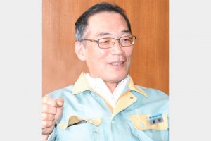 鉄鋼新経営　新たな成長に向けて／中部鋼鈑社長／重松久美男氏／新電炉でコスト競争力／今期粗鋼生産76万トン、昼間操業も