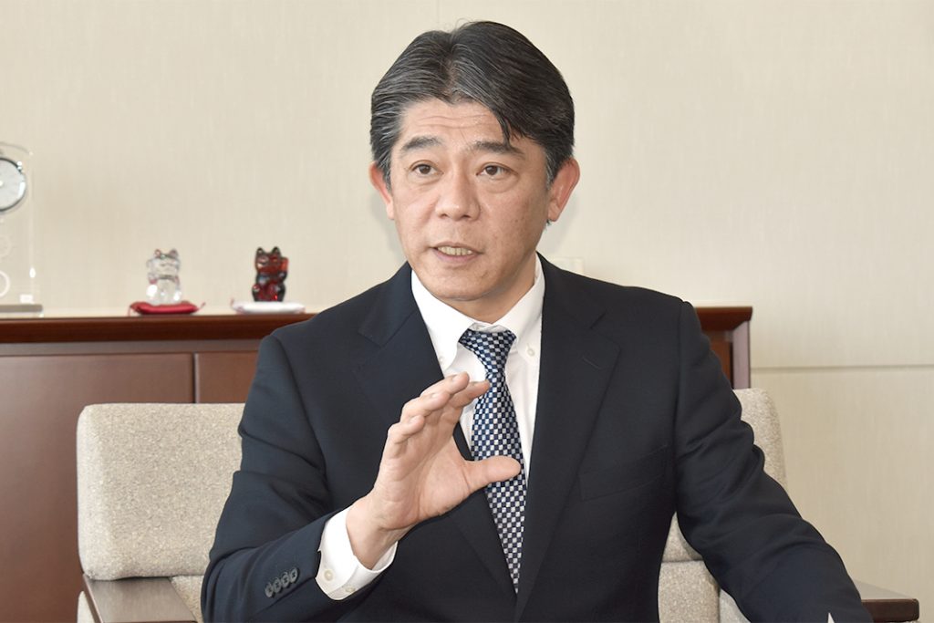 三井物産スチール新社長に聞く　手塚敏之氏　直系の強み生かし自立自走　グループで連結経営強化