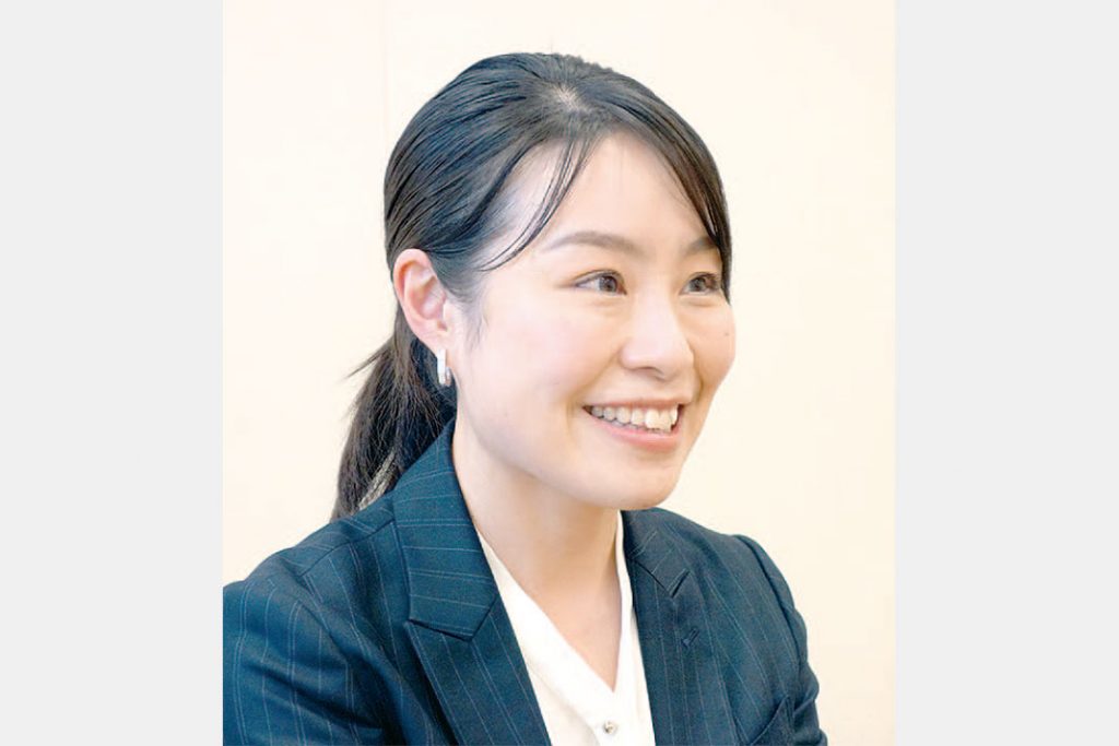 鉄鋼業界で働く／女性営業職・課長補編／インタビュー（上）／困ったとき頼れる存在に