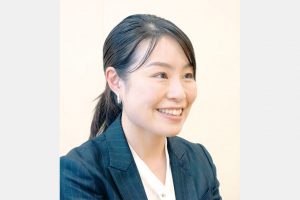 鉄鋼業界で働く／女性営業職・課長補編／インタビュー（上）／困ったとき頼れる存在に