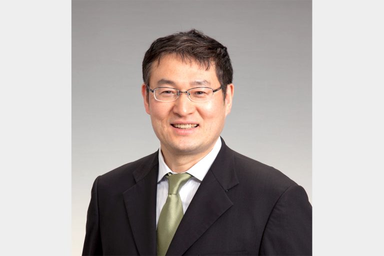 新体制でグローバル成長加速／ゼクサスチェンの経営戦略／渡邉弘朗社長／杉山チエン製作所と統合　シナジー追求へ／産業チャンピオン制　ホワイトスペース開拓