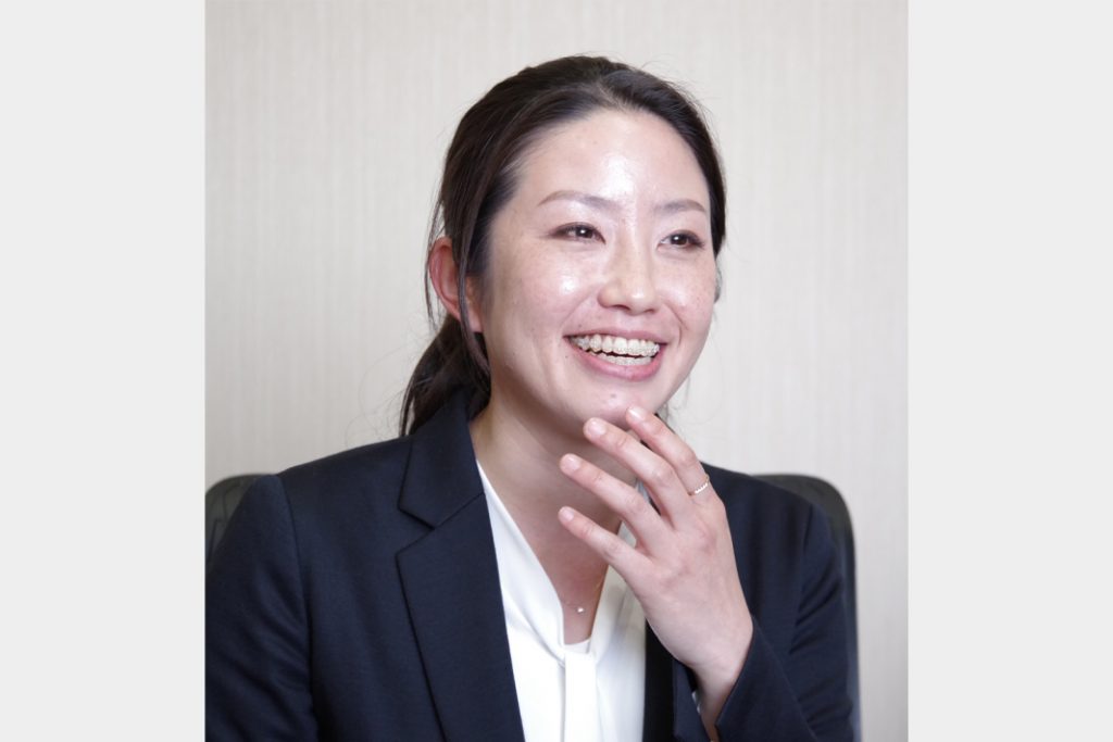 鉄鋼業界で働く／女性営業職編／インタビュー／奥が深いスクラップ