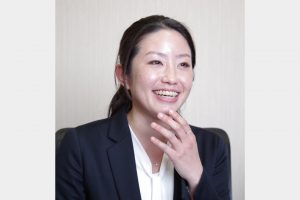 鉄鋼業界で働く／女性営業職編／インタビュー／奥が深いスクラップ