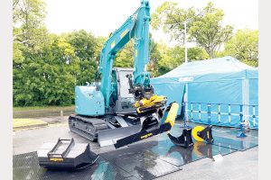 コベルコ建機、ＩＣＴへの取り組み（上）／人手不足の現場に新技術／異業種と連携、早期に新製品投入