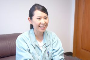 鉄鋼業界で働く／女性システム開発職編／インタビュー（上）／生活との関わりに感動