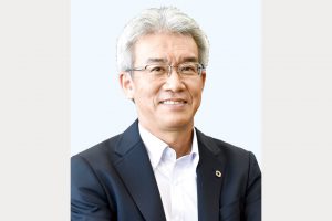 非鉄新経営　新たな成長に向けて／東邦チタニウム社長／山尾康二氏／サウジ、早期フル操業目指す／物価変動の価格転嫁注力