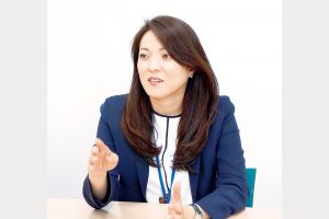 鉄鋼業界で働く／女性営業職・室長編／インタビュー（下）／新たな価値届けたい