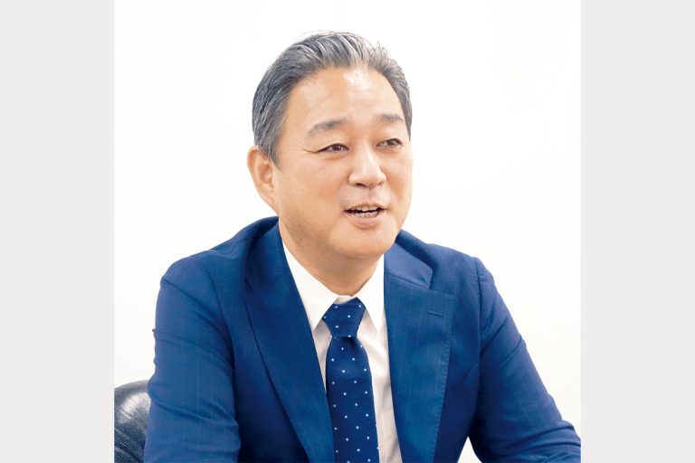 サミットスチール設立10周年／秋田康弘社長／6工場で多分野をカバー／現場の安全性向上　地道に着々