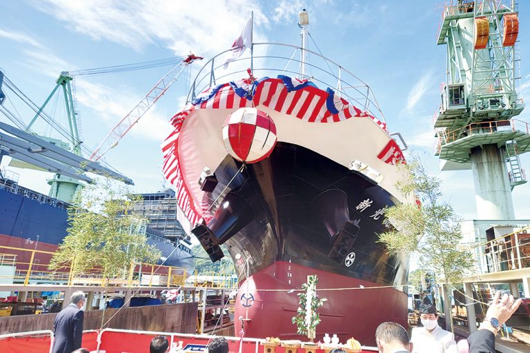 東邦亜鉛　鉛専用船が竣工