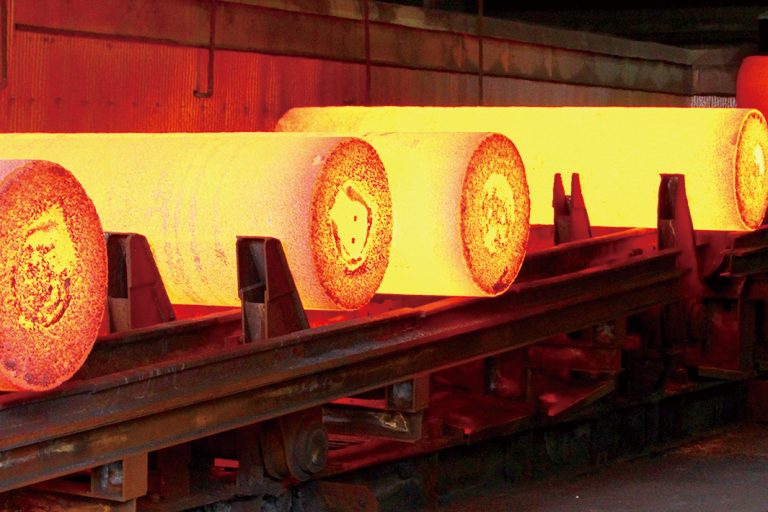 日本カーボン　黒鉛電極　品質改善を加速　ＳＥＣとの提携で弾み